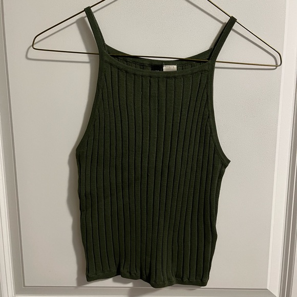 Green crop top - Picture 1 of 2